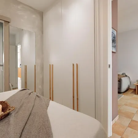 Appartement Finnt - 1 Bedroom And Terrace In Eixample Dreta Barcelona